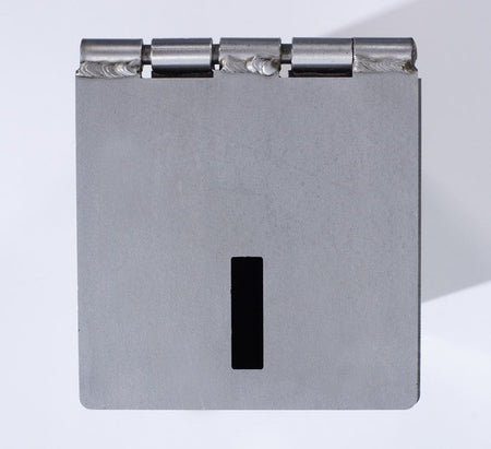 Ground socket for the removable bollard