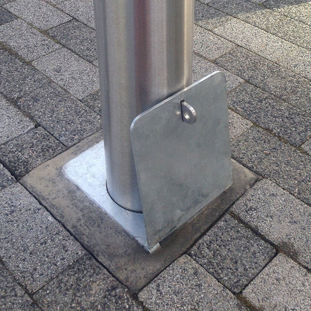 Stainless Steel removable bollard padlock location