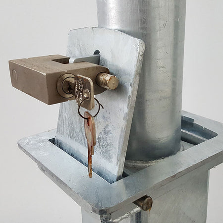RLO-80 Square Removable bollard with padlock attached