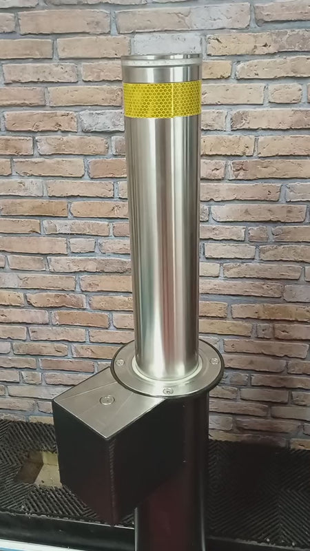 Video to show the stainless steel, wireless automatic rising bollard rising and lowering 