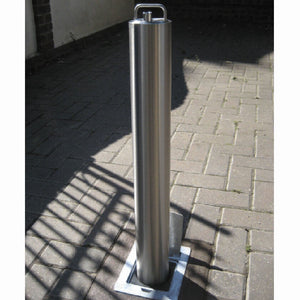 SS5 removable security bollard