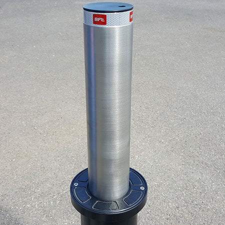 Easy-B Dampy 500 semi automatic rising bollard in stainless steel.