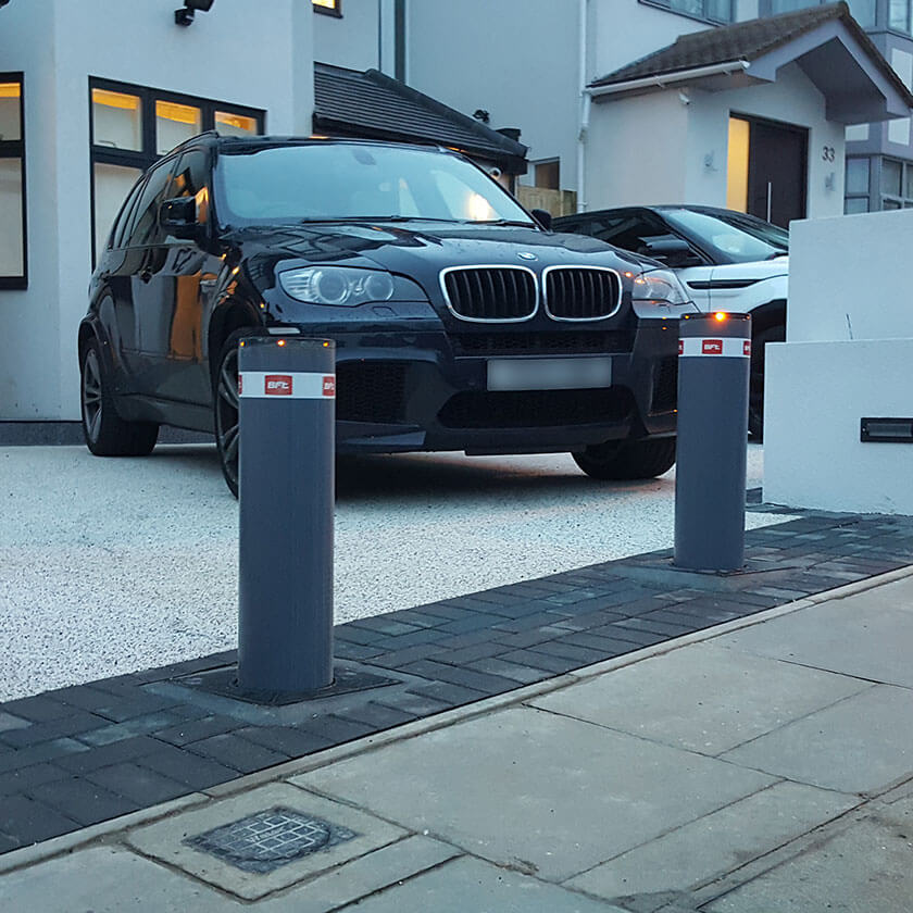 BFT - Easy 700 automatic rising bollards in graphite grey.