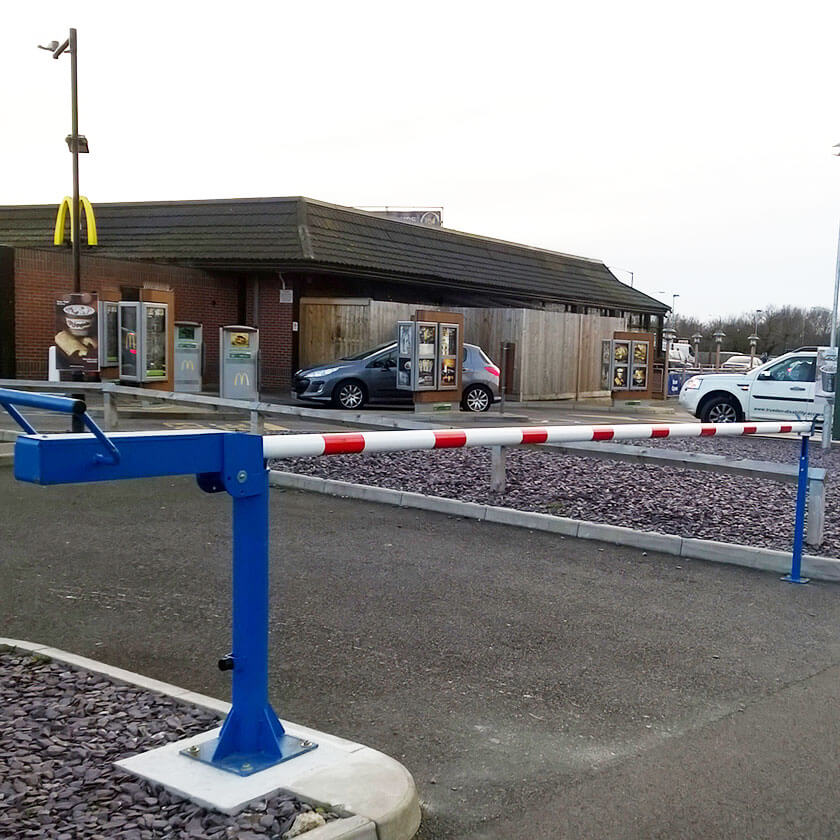 Manual Arm Barrier | Security Bollards Direct