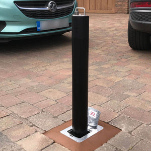 R8 removable bollard in Black on a block paved driveway