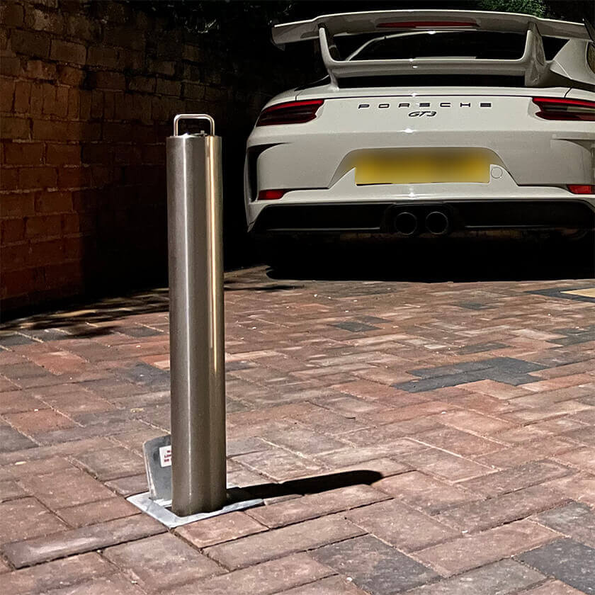 RD4S High security stainless steel telescopic bollard